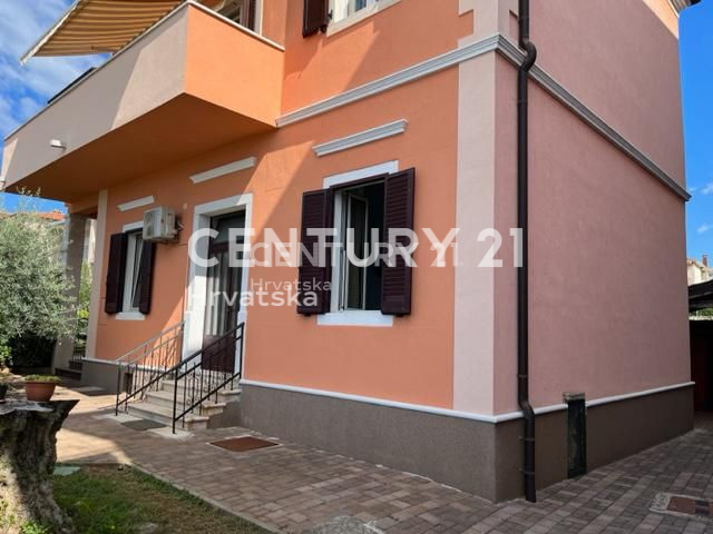Vendita, Appartamento, 2,5 locali (2S+DB), Provincia di Istria, Umag