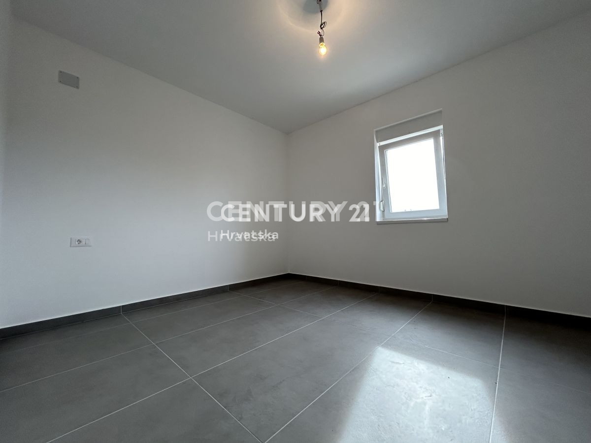 Vendita, Appartamento, 2,5 locali (2S+DB), Provincia di Istria, Umag