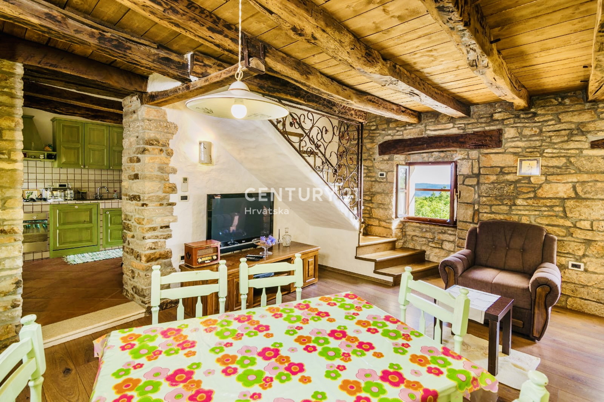 Vendita, Casa, Bifamiliare, Provincia di Istria, Oprtalj, Zrenj