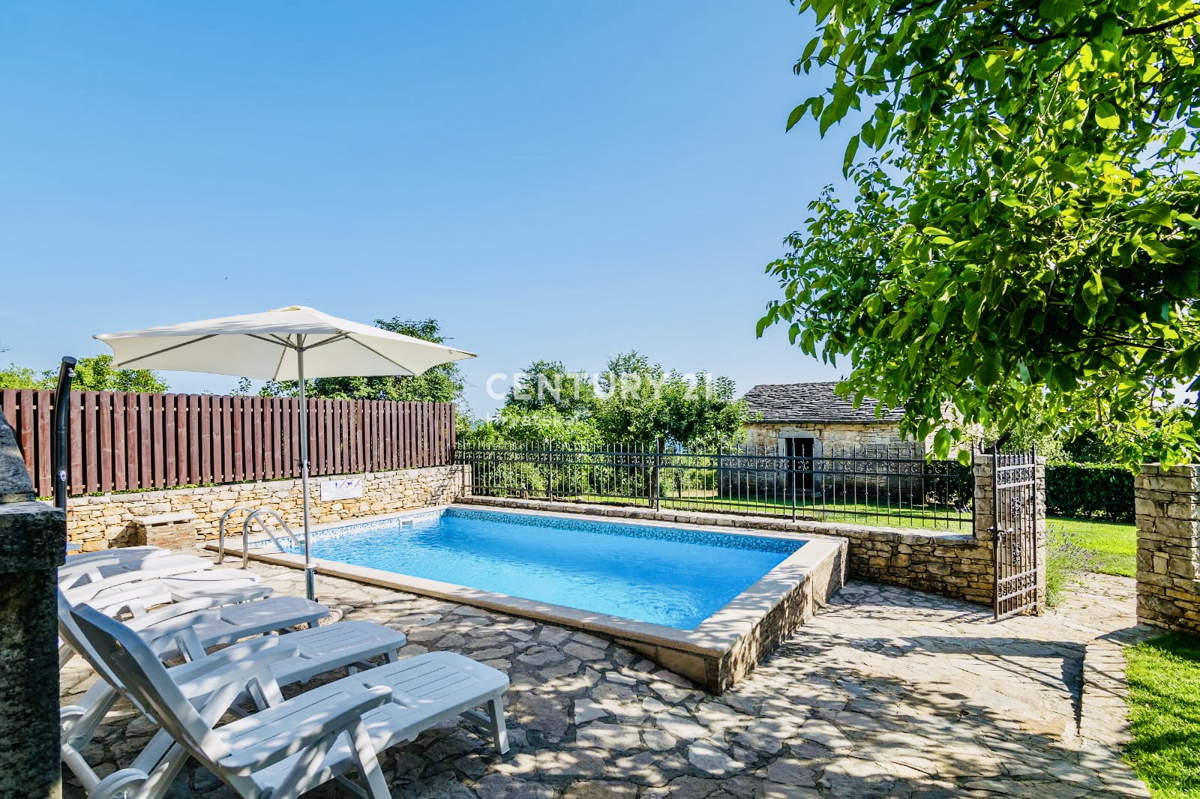 Vendita, Casa, Bifamiliare, Provincia di Istria, Oprtalj, Zrenj