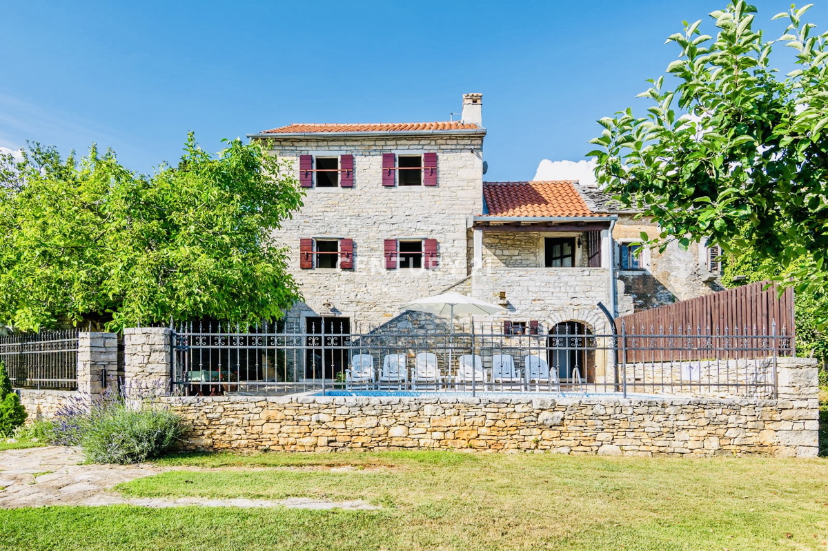 Vendita, Casa, Bifamiliare, Provincia di Istria, Oprtalj, Zrenj