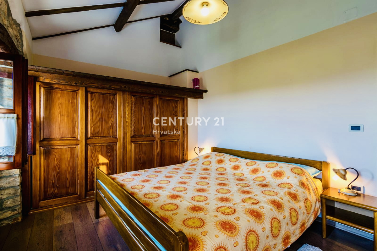 Vendita, Casa, Bifamiliare, Provincia di Istria, Oprtalj, Zrenj