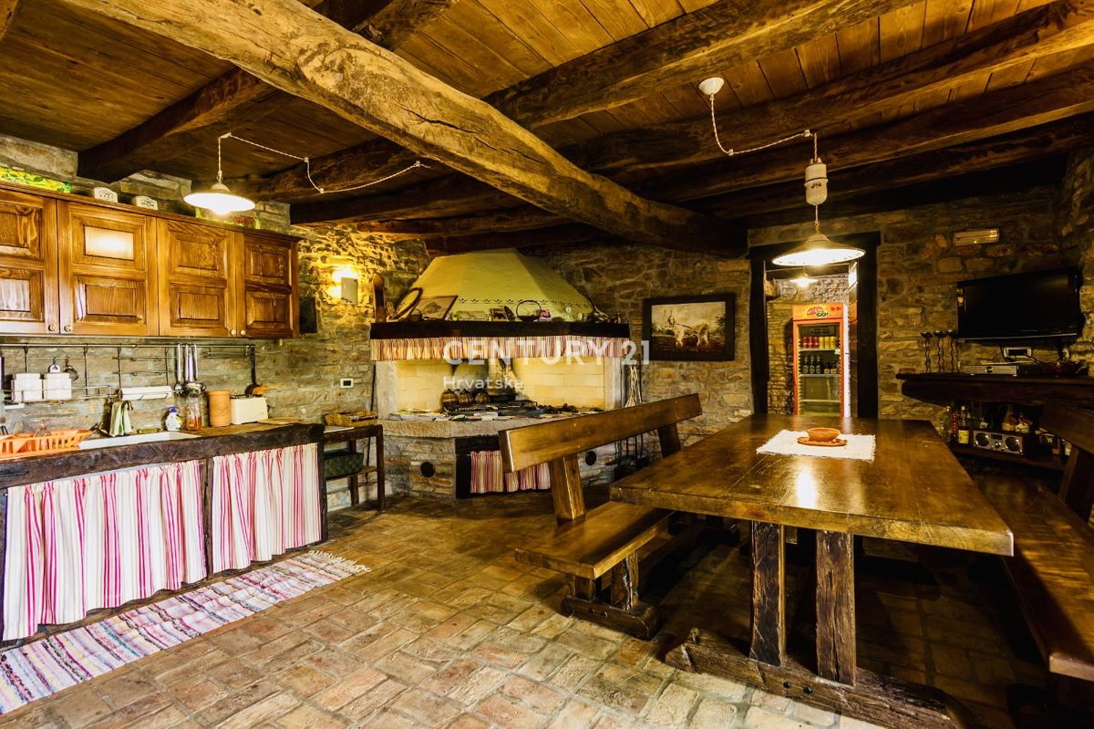 Vendita, Casa, Bifamiliare, Provincia di Istria, Oprtalj, Zrenj