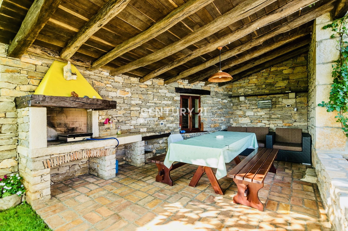 Vendita, Casa, Bifamiliare, Provincia di Istria, Oprtalj, Zrenj