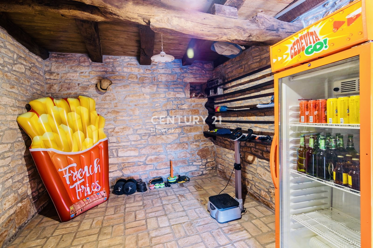 Vendita, Casa, Bifamiliare, Provincia di Istria, Oprtalj, Zrenj