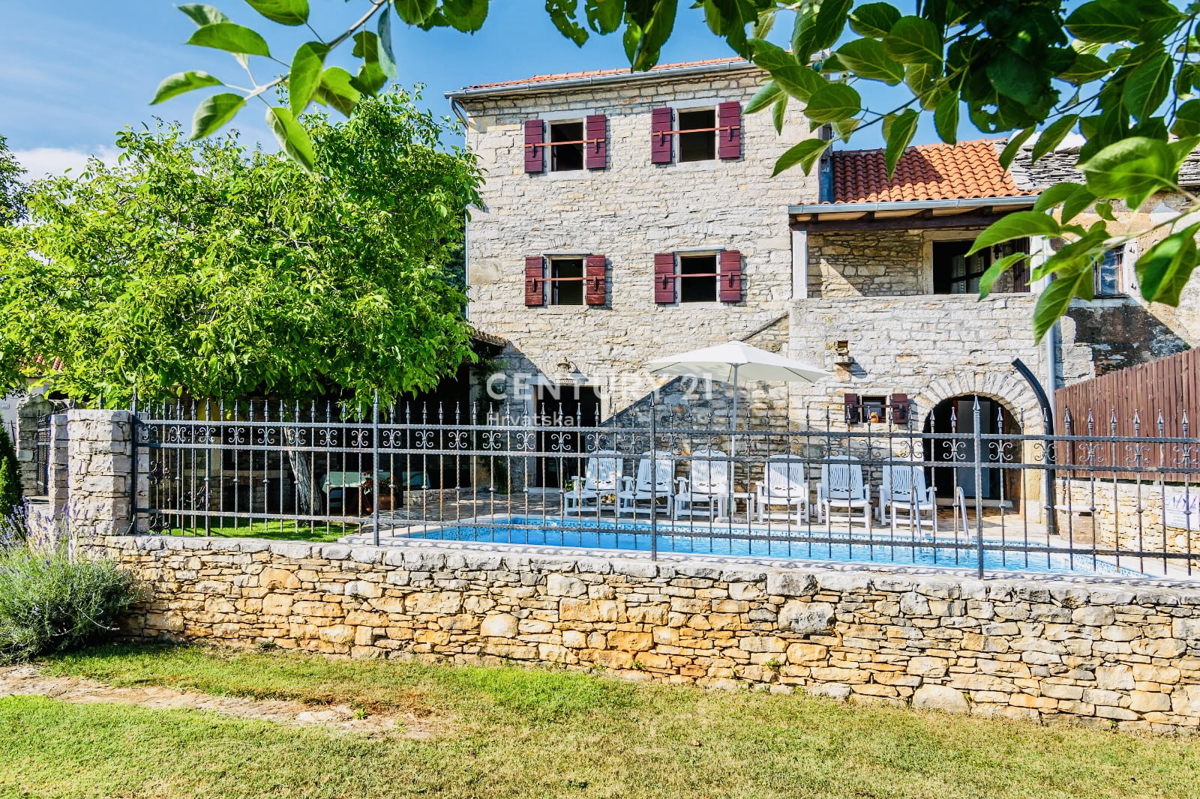 Vendita, Casa, Bifamiliare, Provincia di Istria, Oprtalj, Zrenj