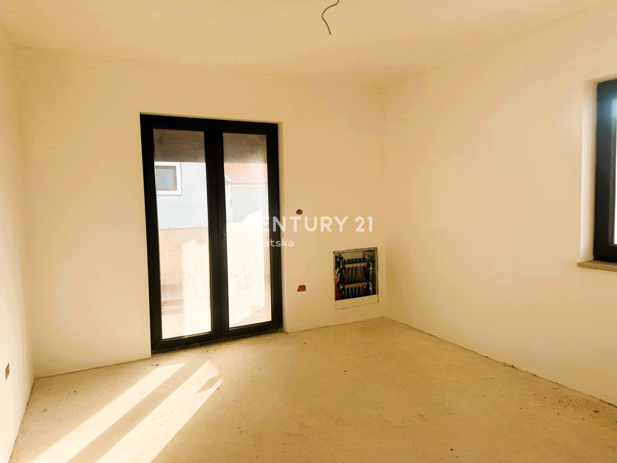 POREČ, VENDESI DOPPIA VILLA, NUOVA COSTRUZIONE CON PISCINA