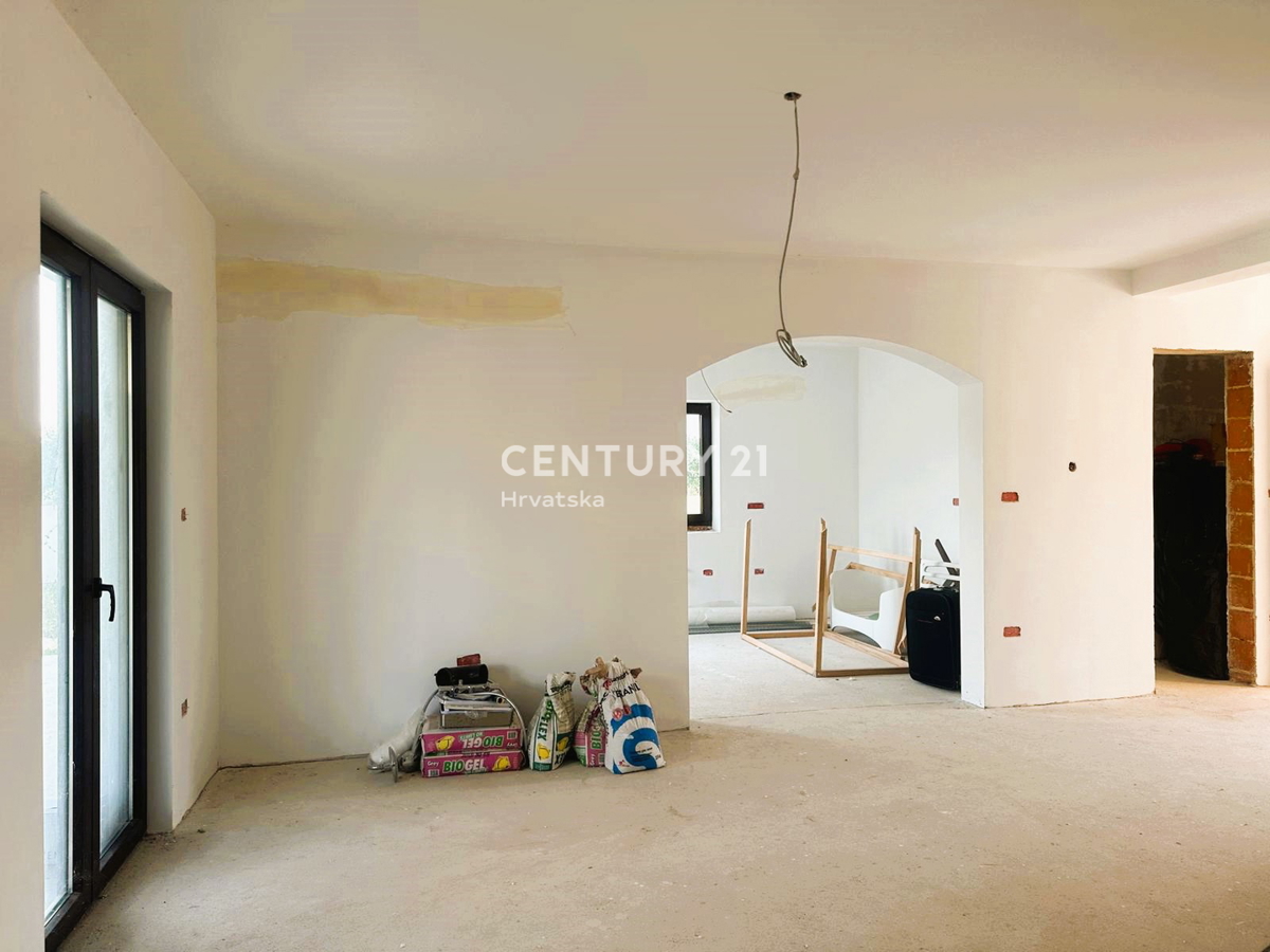 POREČ, VENDESI DOPPIA VILLA, NUOVA COSTRUZIONE CON PISCINA