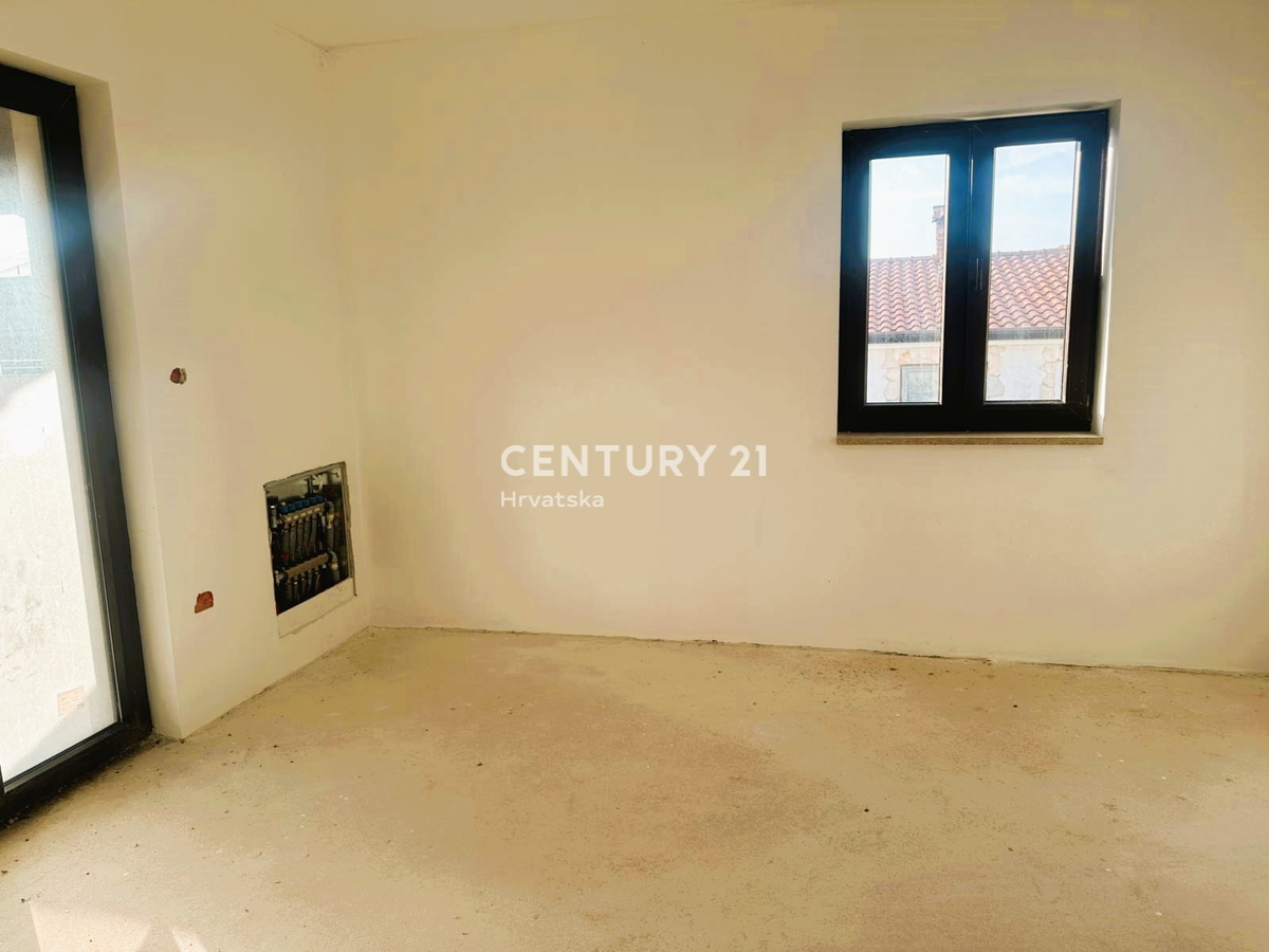 POREČ, VENDESI DOPPIA VILLA, NUOVA COSTRUZIONE CON PISCINA