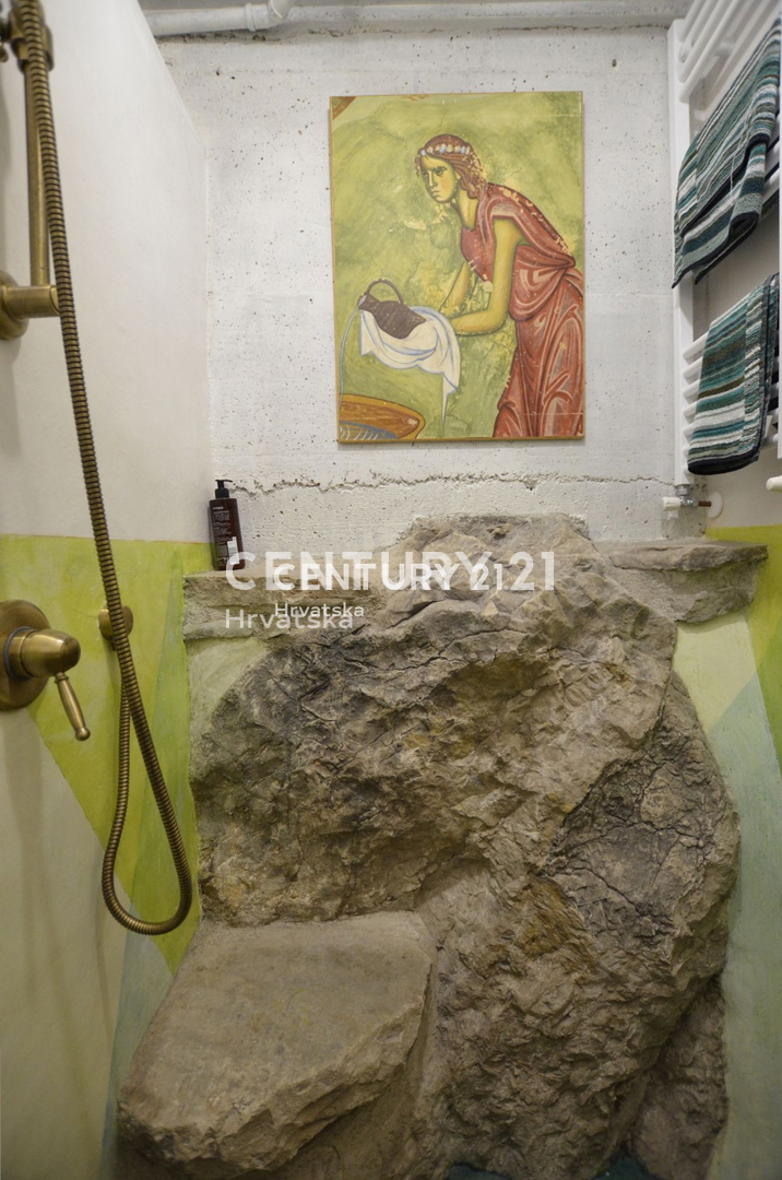 Vendita, Casa, Indipendente, Provincia di Istria, Buje, Kaštel