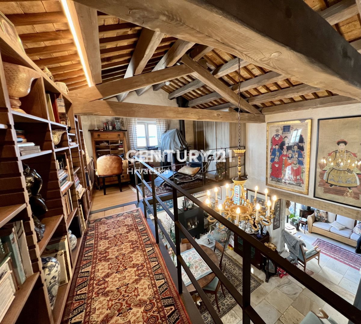 Vendita, Casa, Indipendente, Provincia di Istria, Buje, Kaštel