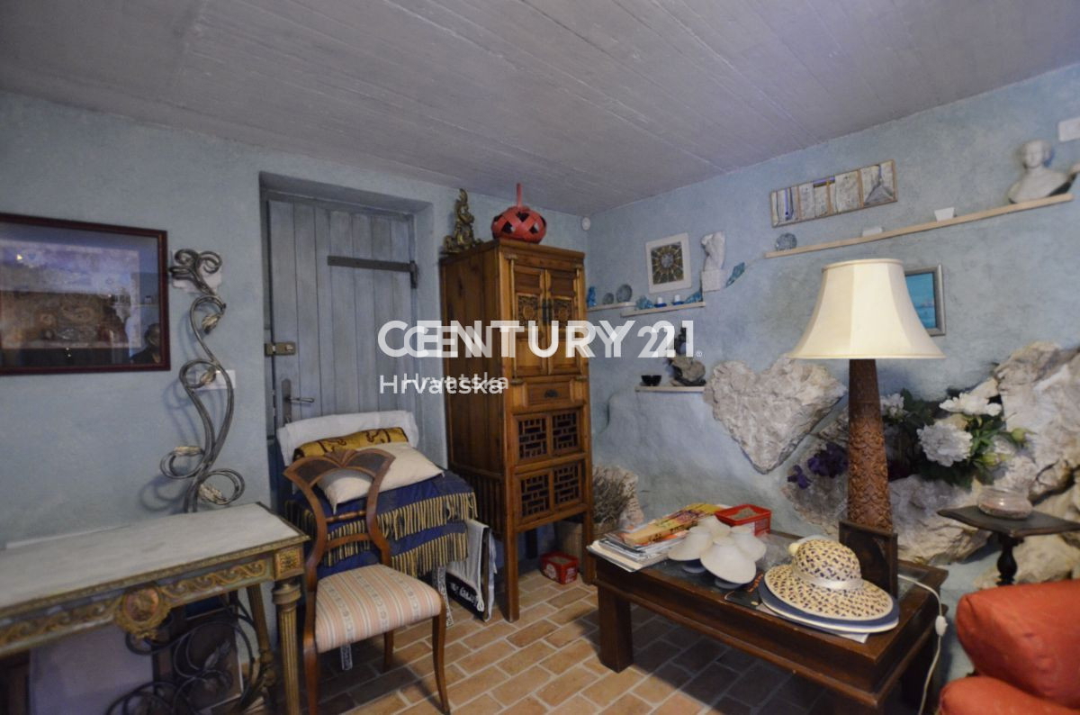 Vendita, Casa, Indipendente, Provincia di Istria, Buje, Kaštel