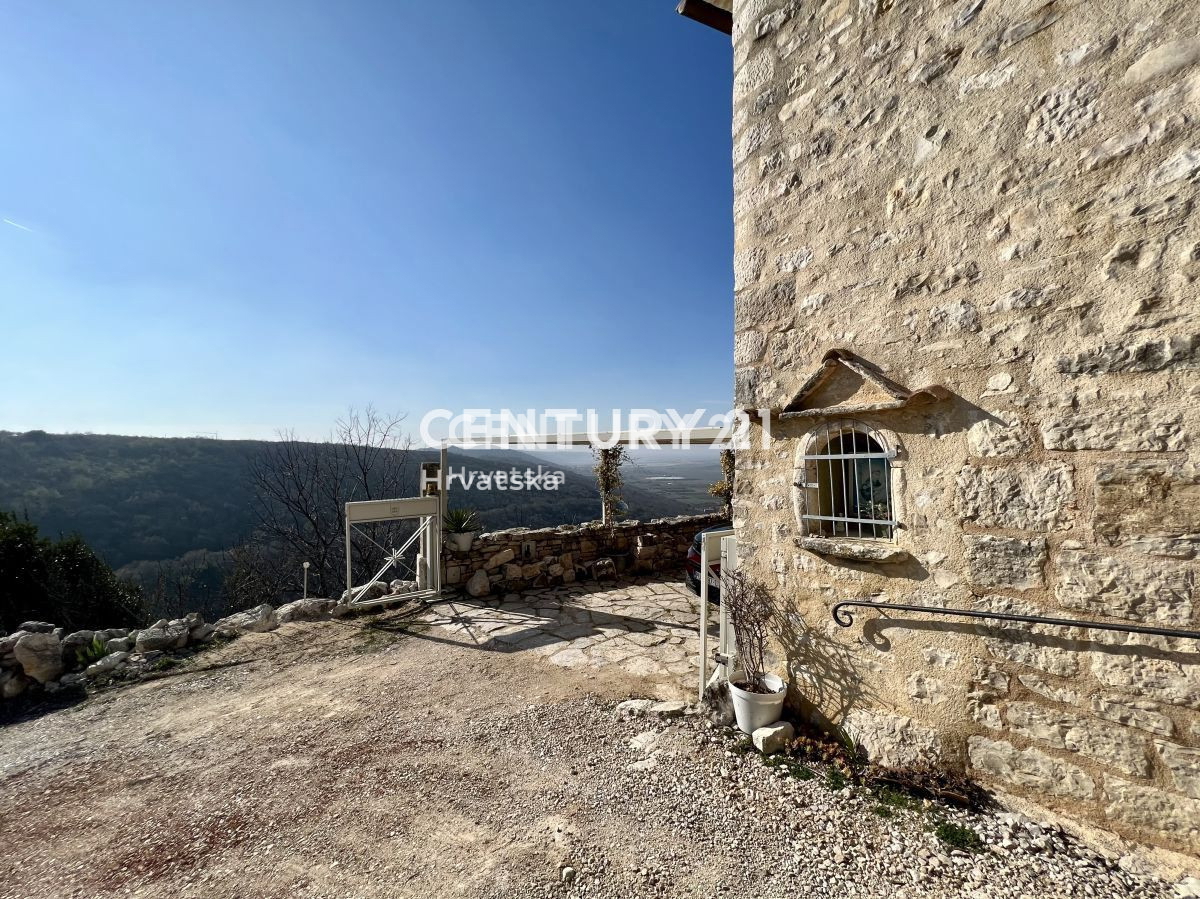 Vendita, Casa, Indipendente, Provincia di Istria, Buje, Kaštel
