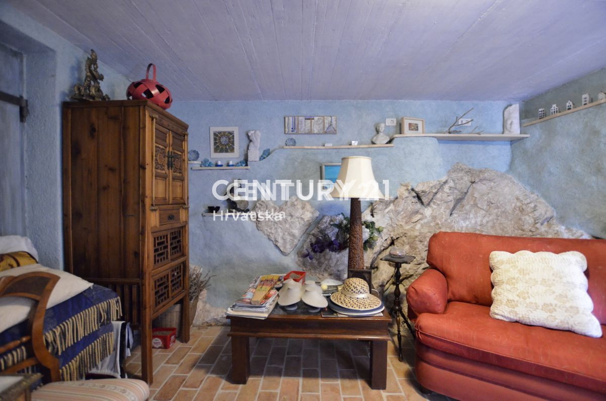 Vendita, Casa, Indipendente, Provincia di Istria, Buje, Kaštel