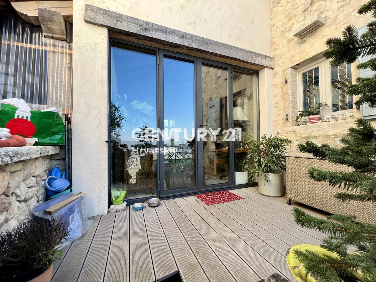 Vendita, Casa, Indipendente, Provincia di Istria, Buje, Kaštel
