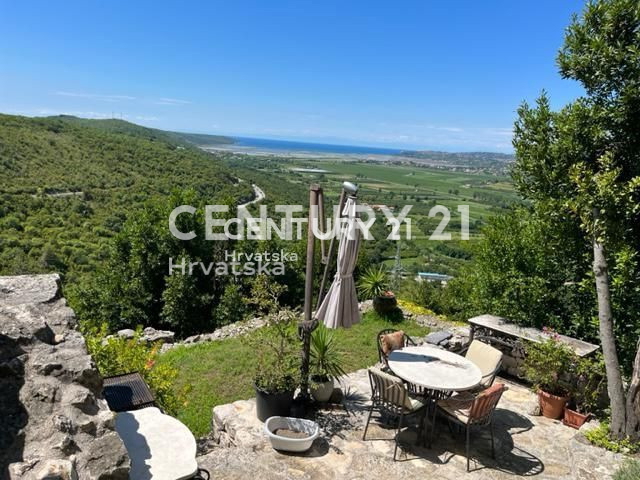 Vendita, Casa, Indipendente, Provincia di Istria, Buje, Kaštel