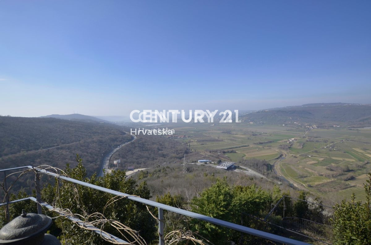 Vendita, Casa, Indipendente, Provincia di Istria, Buje, Kaštel