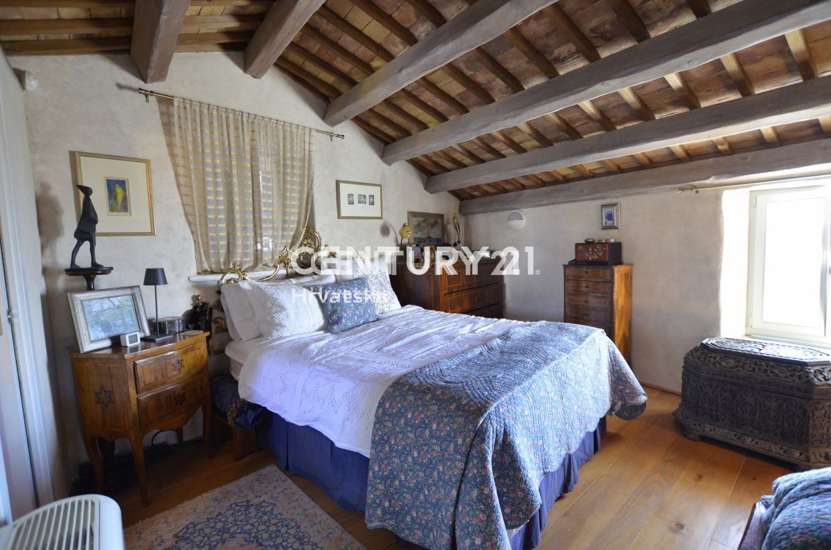 Vendita, Casa, Indipendente, Provincia di Istria, Buje, Kaštel