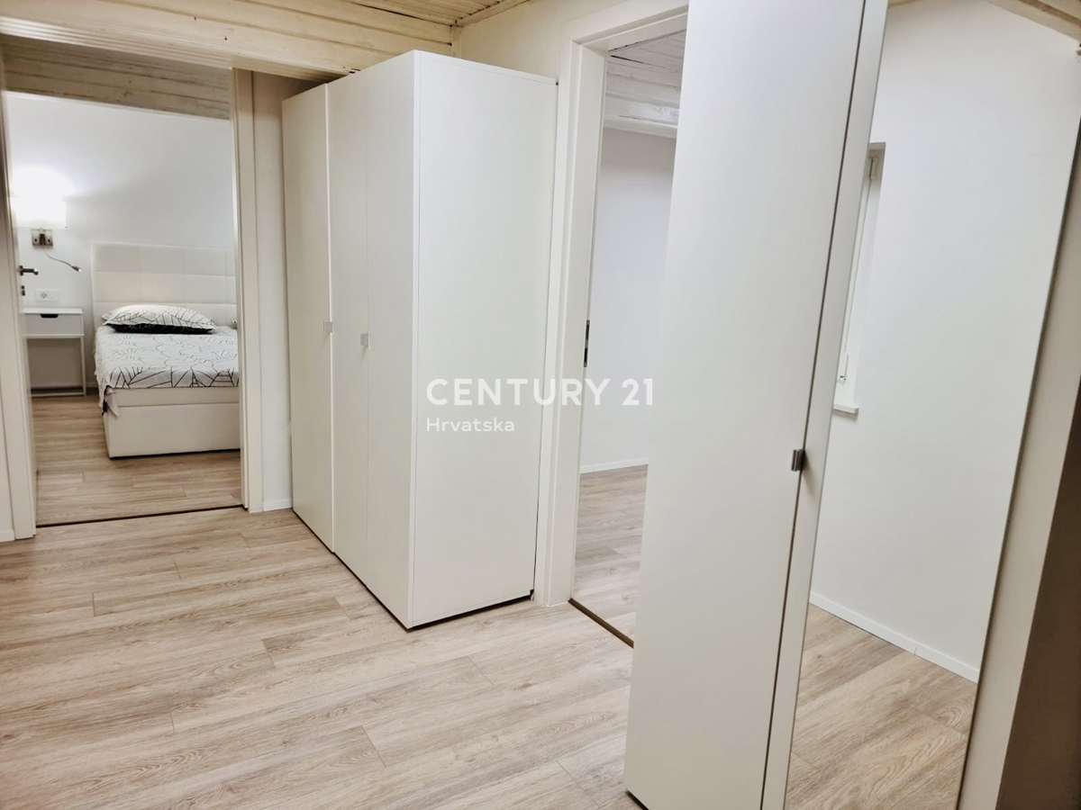 BUJE, CENTRO, APPARTAMENTO ECCELLENTE E COMPLETAMENTE RISTRUTTURATO