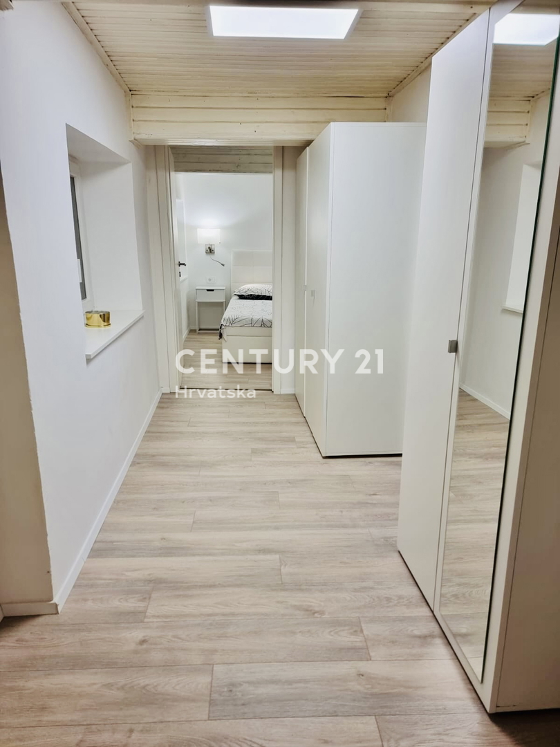 BUJE, CENTRO, APPARTAMENTO ECCELLENTE E COMPLETAMENTE RISTRUTTURATO