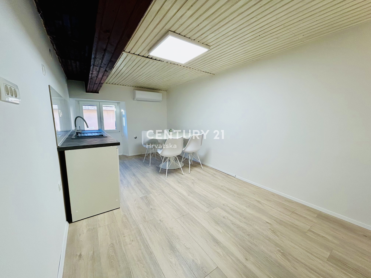 BUJE, CENTRO, APPARTAMENTO ECCELLENTE E COMPLETAMENTE RISTRUTTURATO