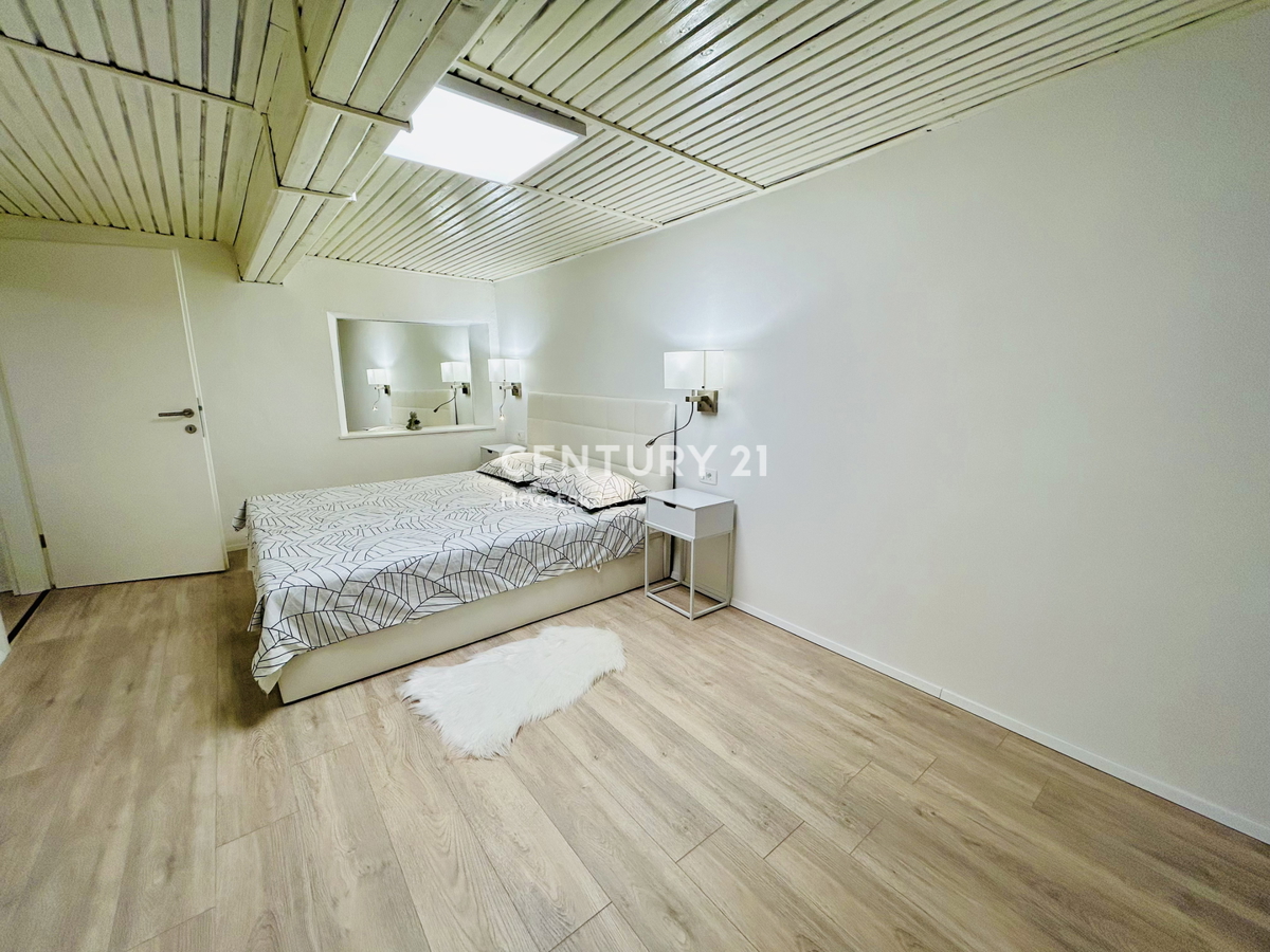 BUJE, CENTRO, APPARTAMENTO ECCELLENTE E COMPLETAMENTE RISTRUTTURATO