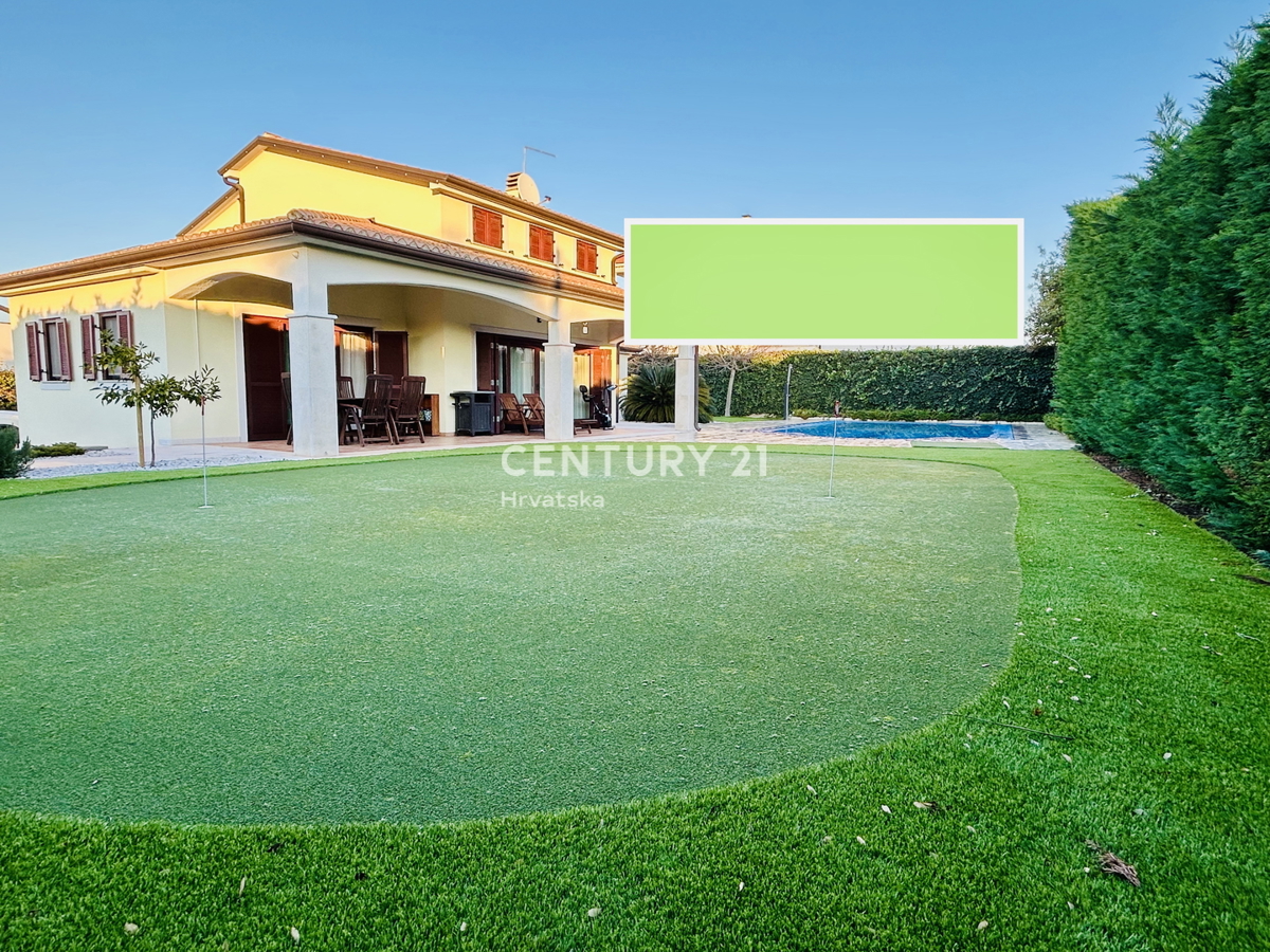 UMAG, DINTORNI, VILLA FAMILIARE A SOLI 400 METRI DALLA SPIAGGIA CON VISTA MARE