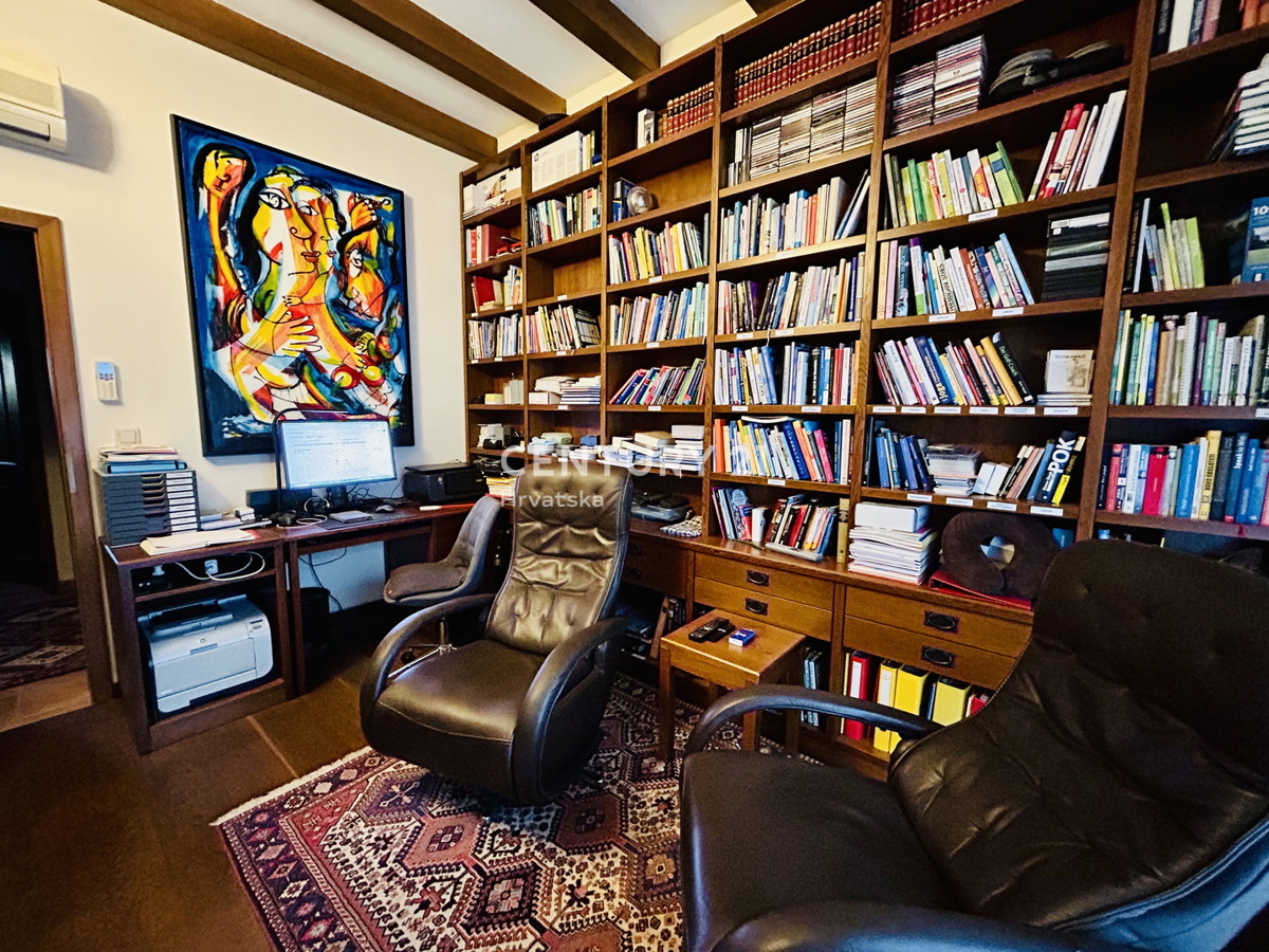 UMAG, DINTORNI, VILLA FAMILIARE A SOLI 400 METRI DALLA SPIAGGIA CON VISTA MARE