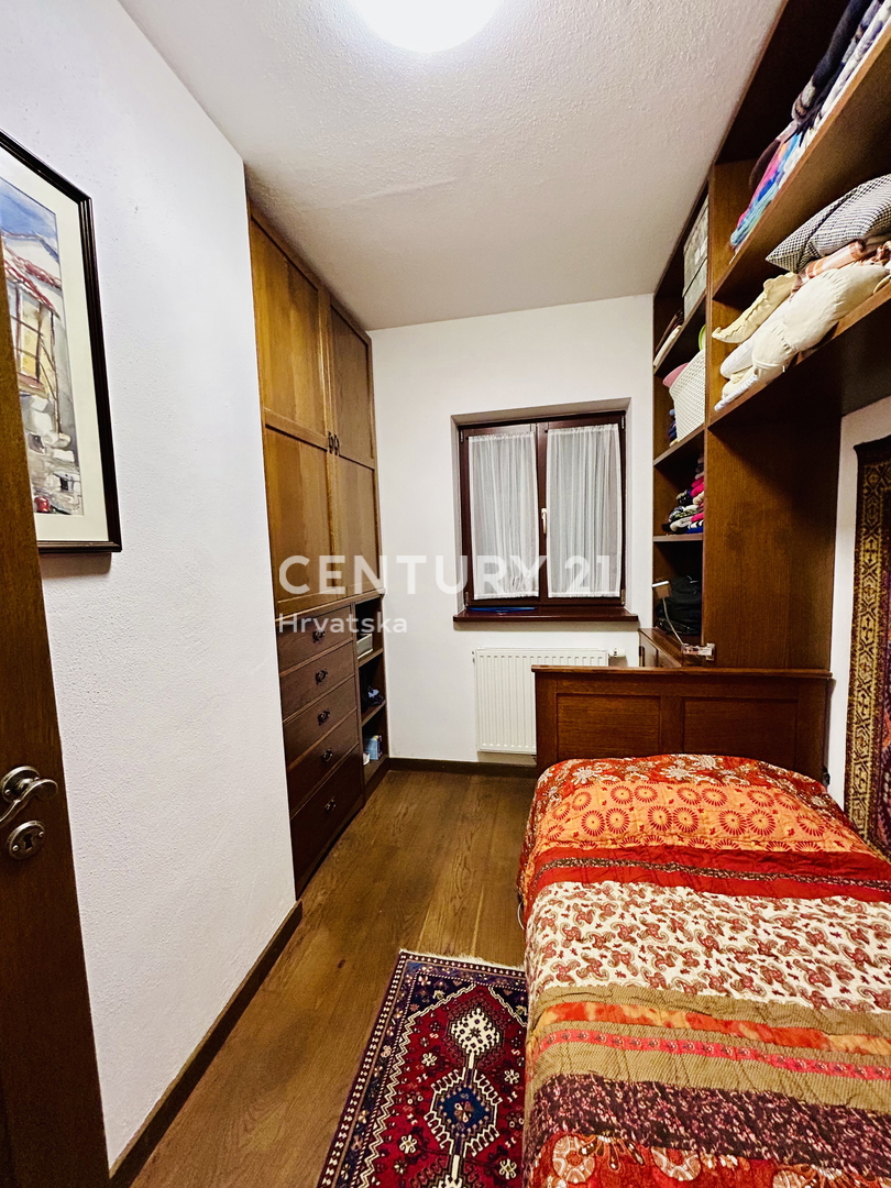 UMAG, DINTORNI, VILLA FAMILIARE A SOLI 400 METRI DALLA SPIAGGIA CON VISTA MARE