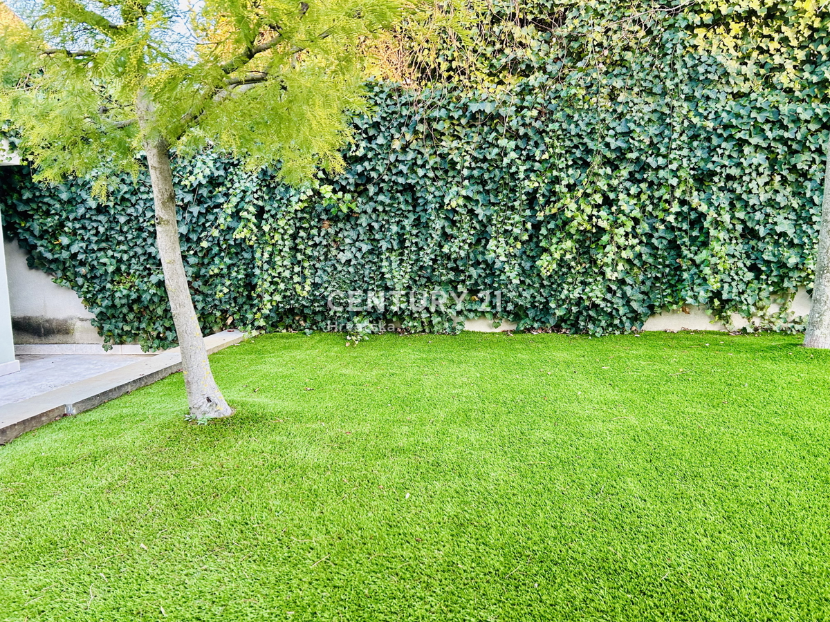 UMAG, DINTORNI, VILLA FAMILIARE A SOLI 400 METRI DALLA SPIAGGIA CON VISTA MARE