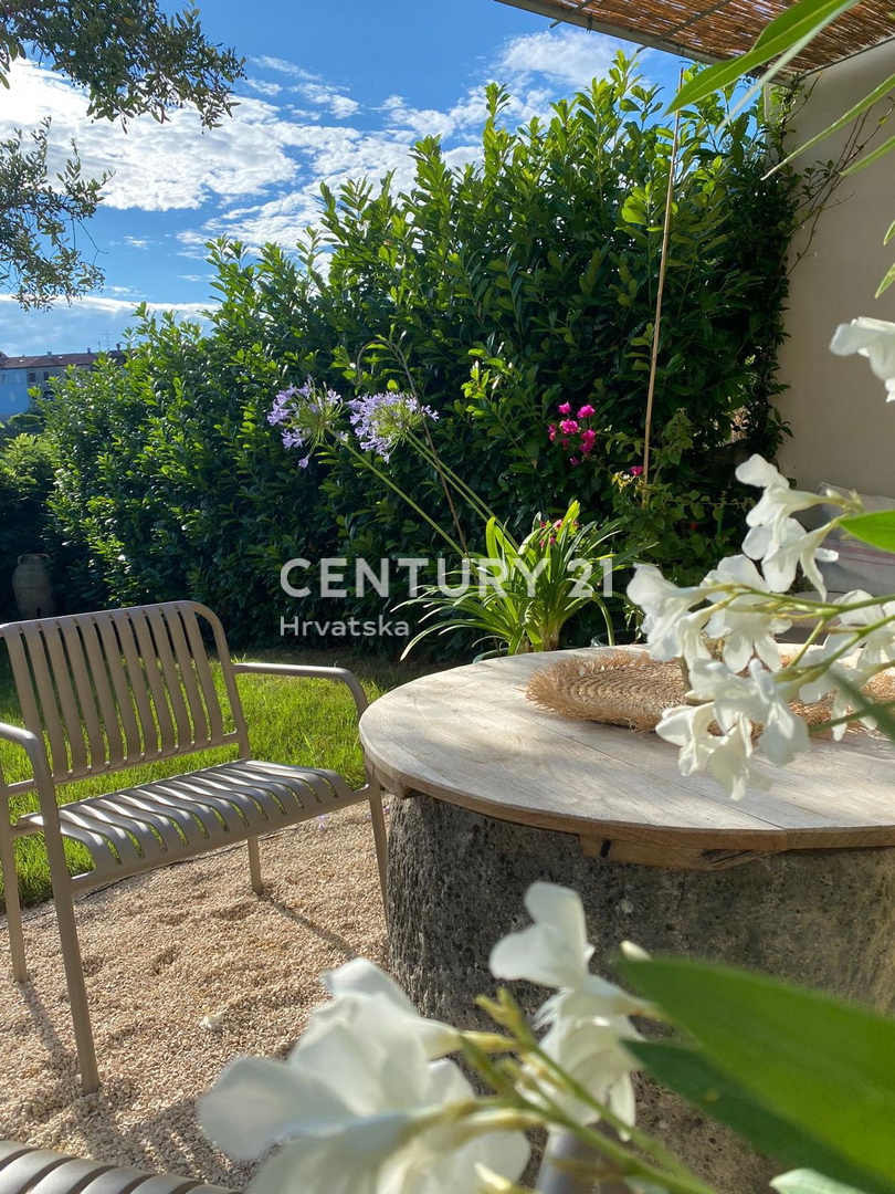 BUJE, CASA COMPLETAMENTE RISTRUTTURATA CON VISTA MARE