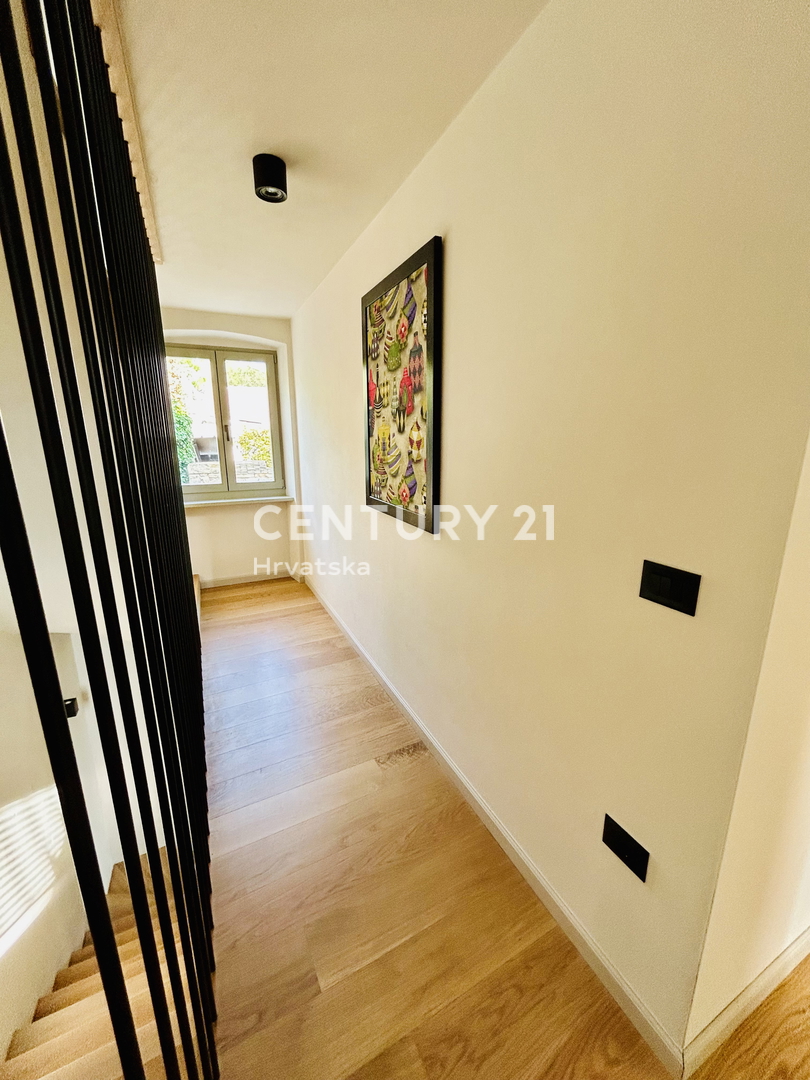 BUJE, CASA COMPLETAMENTE RISTRUTTURATA CON VISTA MARE