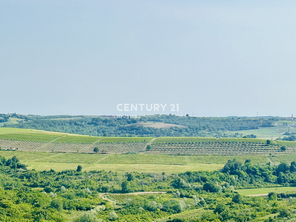 BUJE, CASA COMPLETAMENTE RISTRUTTURATA CON VISTA MARE