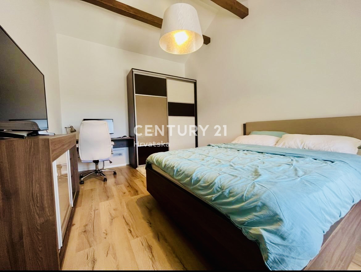 UMAGO, DINTORNI, Eccellente casa a soli 300 metri dalla spiaggia