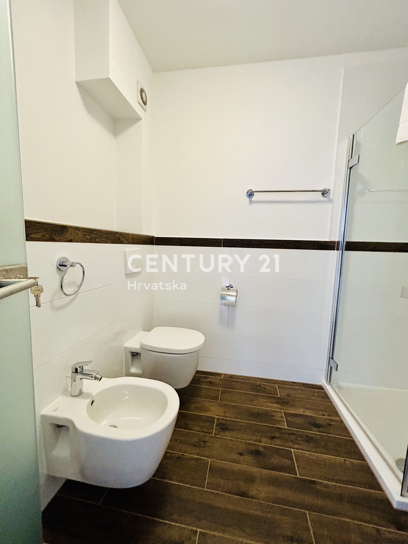 MEDULIN, VOLME, ESCLUSIVA DELL'AGENZIA, APPARTAMENTO A SOLI 200 METRI DALLA SPIAGGIA E DAL MARE