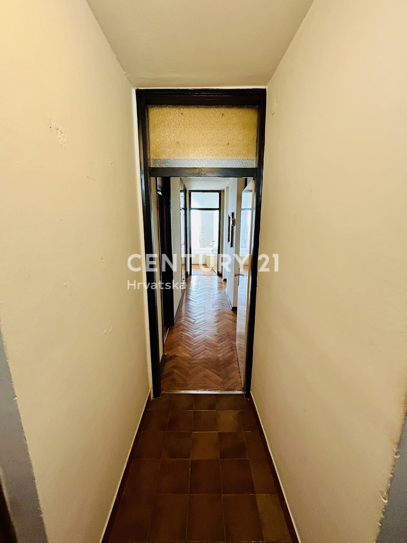 POREČ, CENTRO, APPARTAMENTO IN PRIMA FILA SUL MARE CON VISTA SULLA CITTÀ VECCHIA E SUL MARE