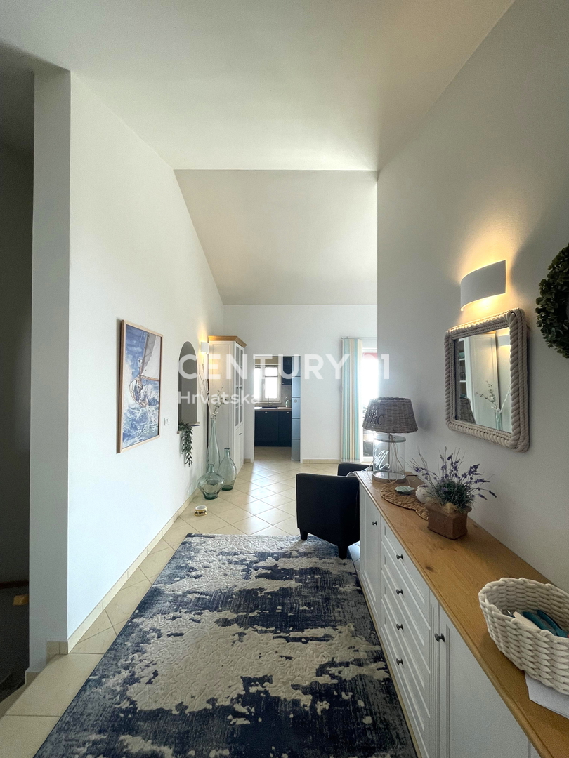 ISTRA, LABIN, CASA CON VISTA MOZZAFIATO SUL MARE