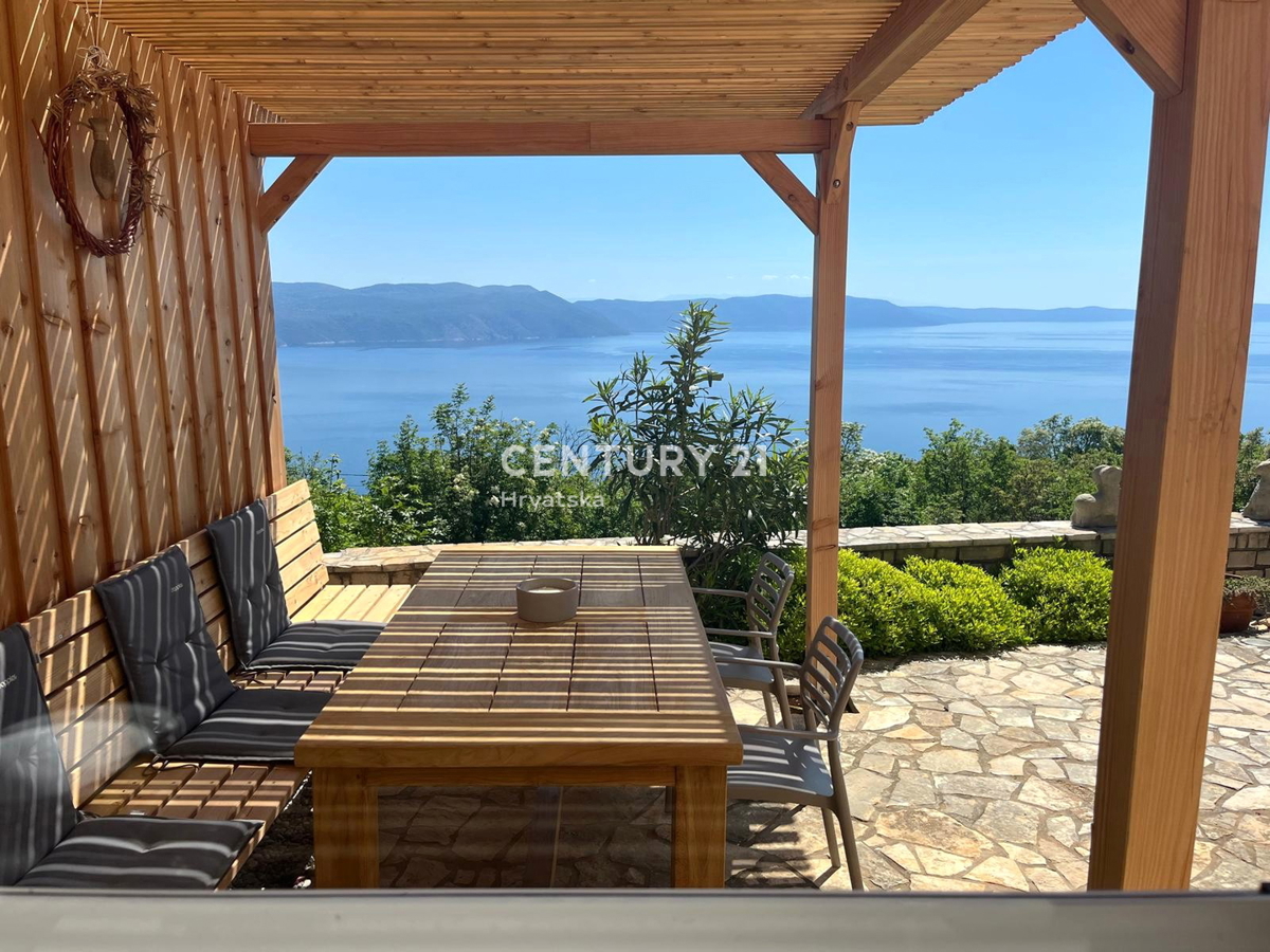 ISTRA, LABIN, CASA CON VISTA MOZZAFIATO SUL MARE