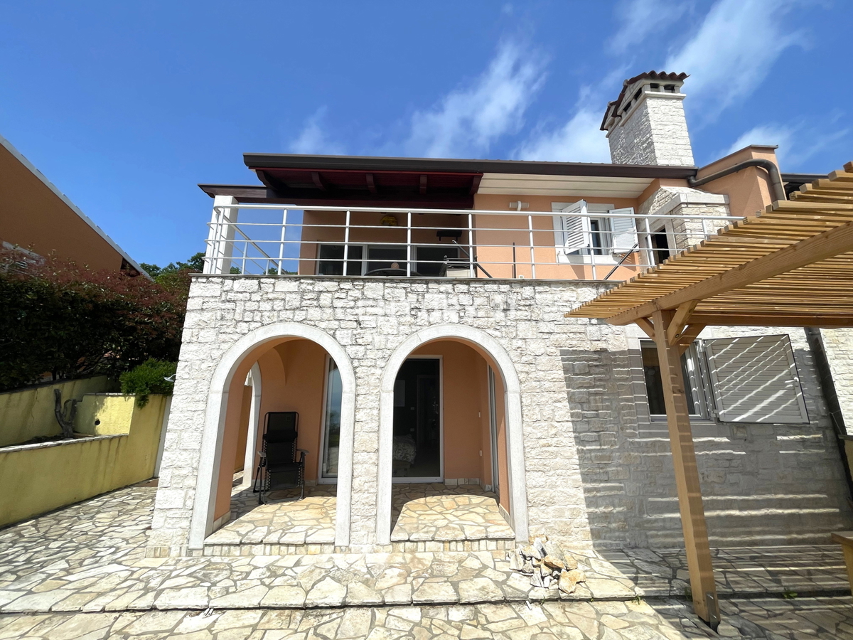 ISTRA, LABIN, CASA CON VISTA MOZZAFIATO SUL MARE