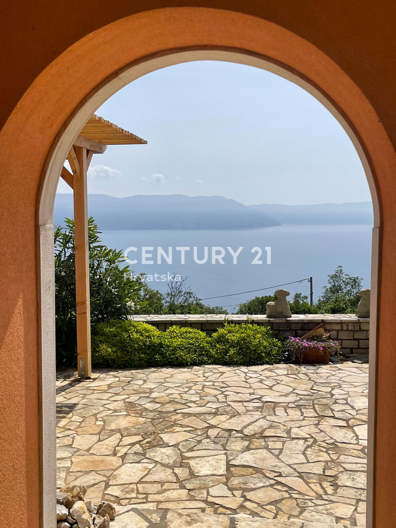 ISTRA, LABIN, CASA CON VISTA MOZZAFIATO SUL MARE