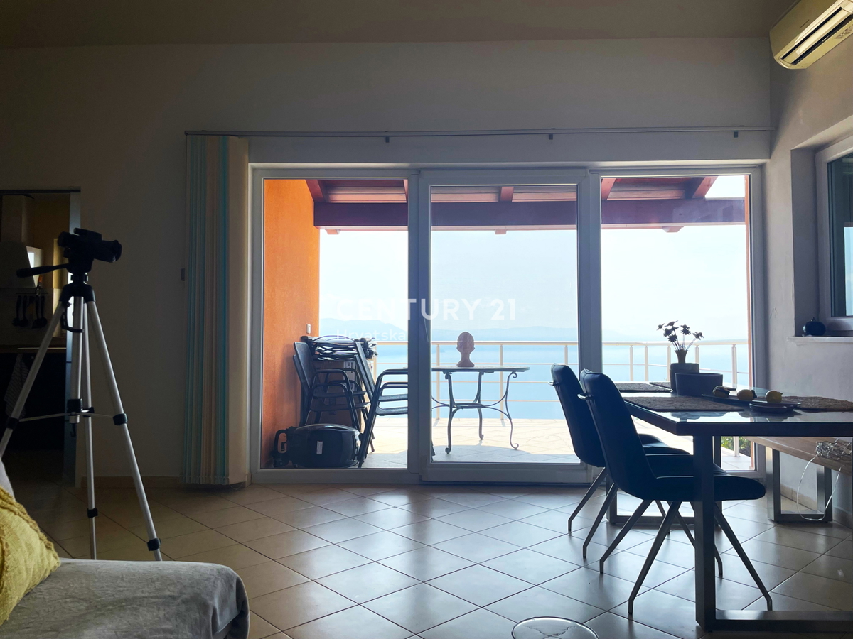 ISTRA, LABIN, CASA CON VISTA MOZZAFIATO SUL MARE