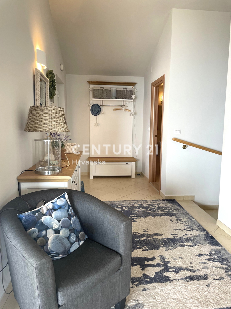 ISTRA, LABIN, CASA CON VISTA MOZZAFIATO SUL MARE