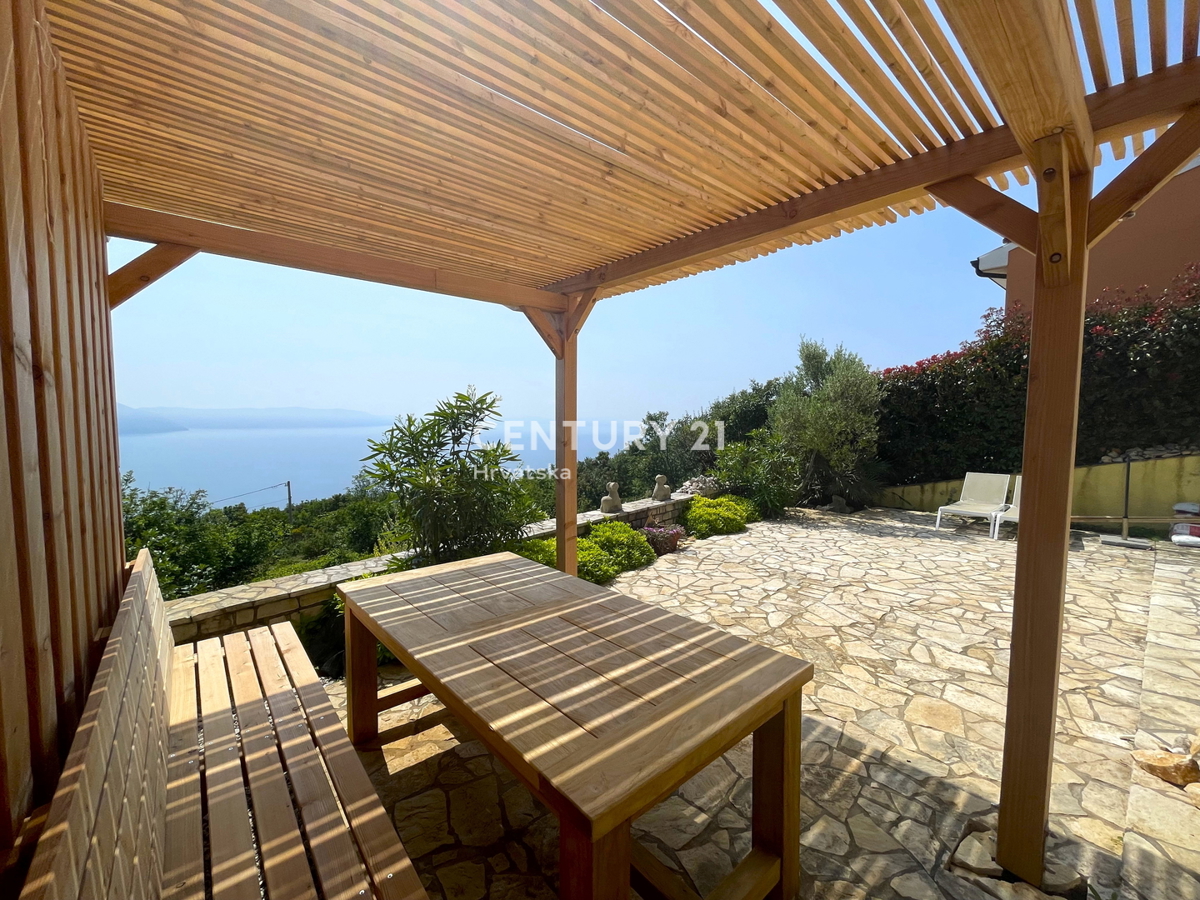ISTRA, LABIN, CASA CON VISTA MOZZAFIATO SUL MARE