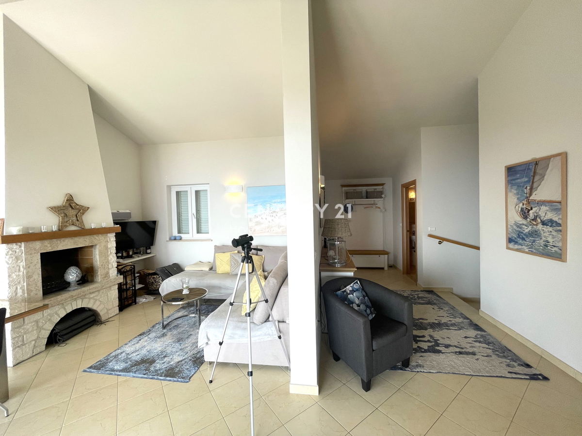 ISTRA, LABIN, CASA CON VISTA MOZZAFIATO SUL MARE