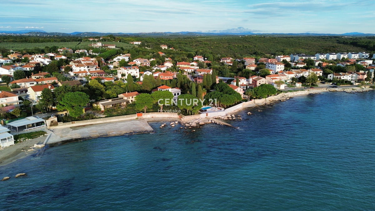 UMAG, ZAMBRATIJA, TERRENO EDIFICABILE CON PERMESSO DI COSTRUIRE DEFINITIVO A SOLI 250 METRI DALLA SPIAGGIA E DAL MARE