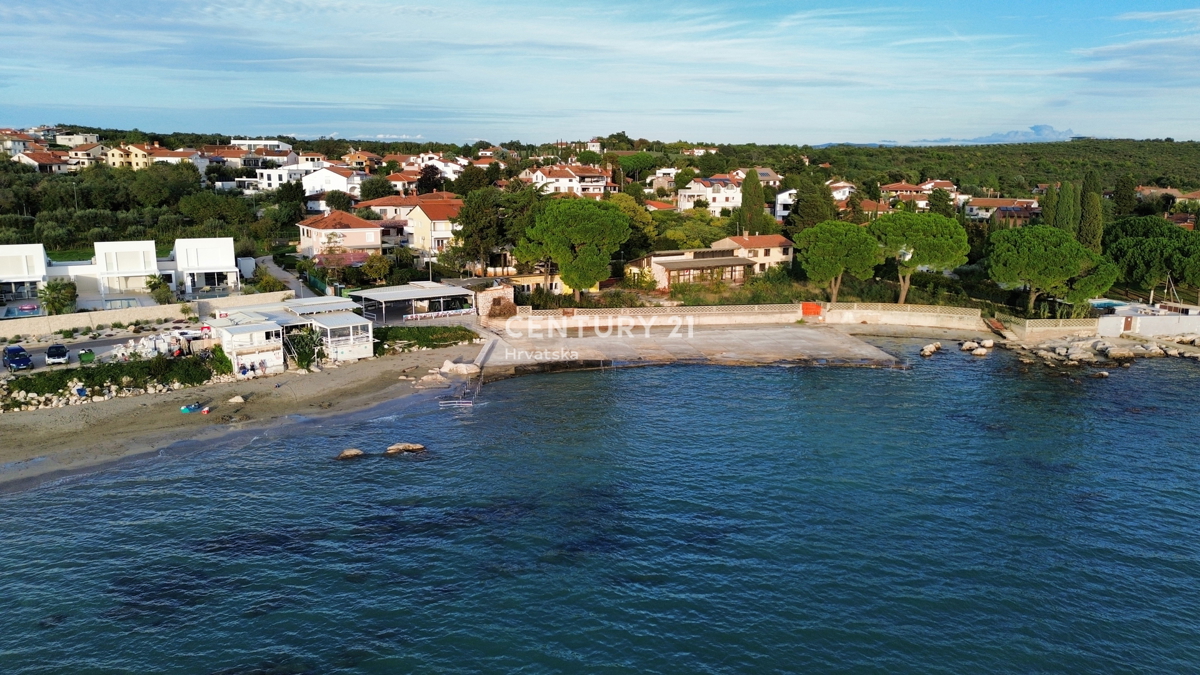 UMAG, ZAMBRATIJA, TERRENO EDIFICABILE CON PERMESSO DI COSTRUIRE DEFINITIVO A SOLI 250 METRI DALLA SPIAGGIA E DAL MARE