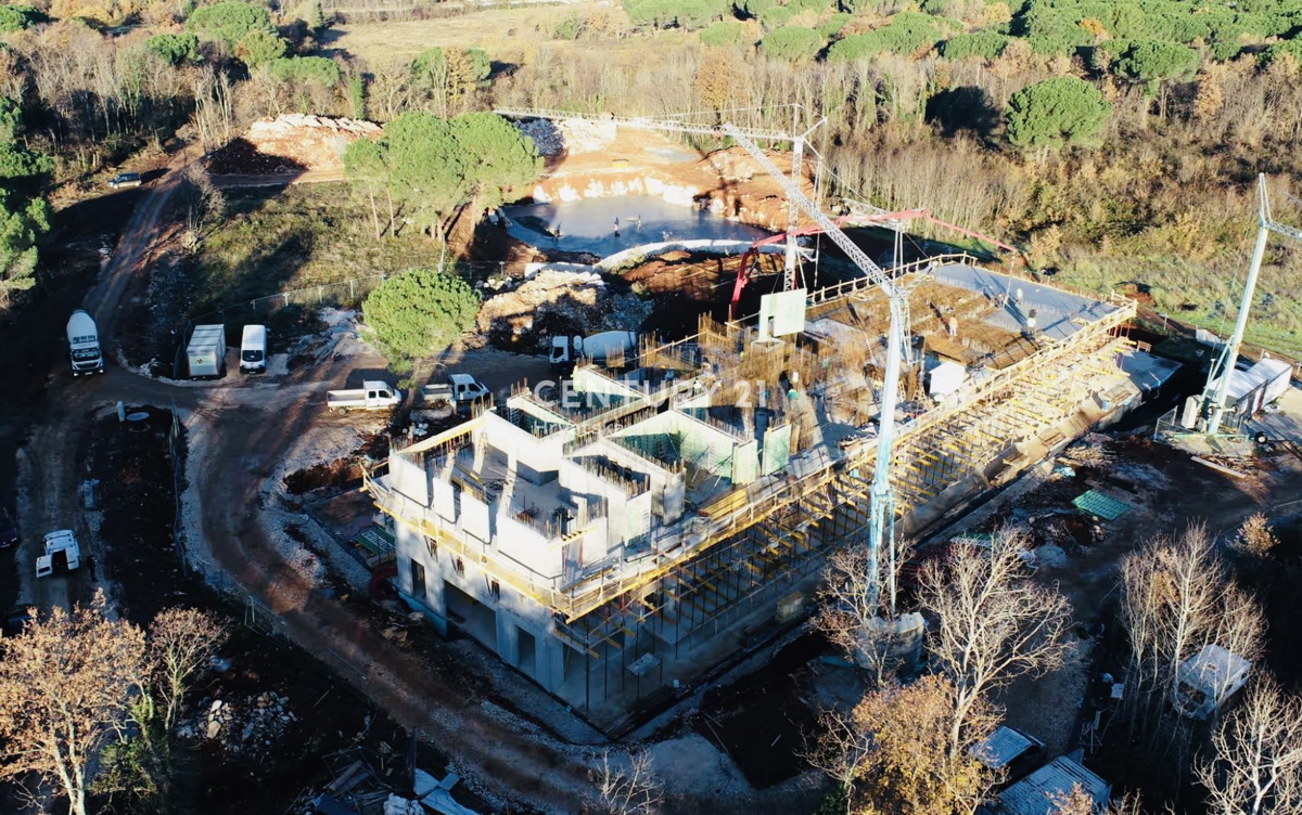 POREČ, APPARTAMENTO, NUOVA COSTRUZIONE A SOLI 1,3 KM DALLA SPIAGGIA E DAL CENTRO CITTÀ