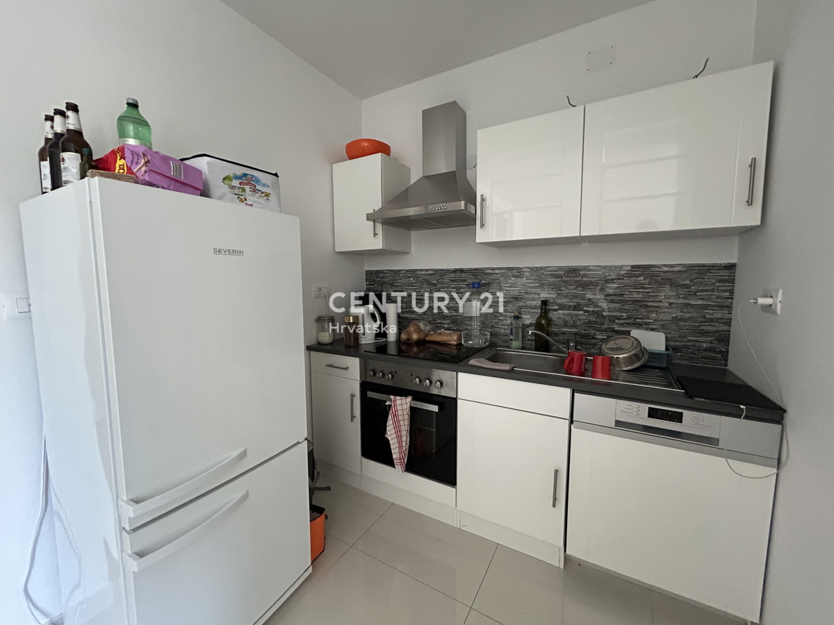 MEDULIN, VOLME, ESCLUSIVA DELL'AGENZIA, APPARTAMENTO A SOLI 200 METRI DAL MARE E DALLA SPIAGGIA