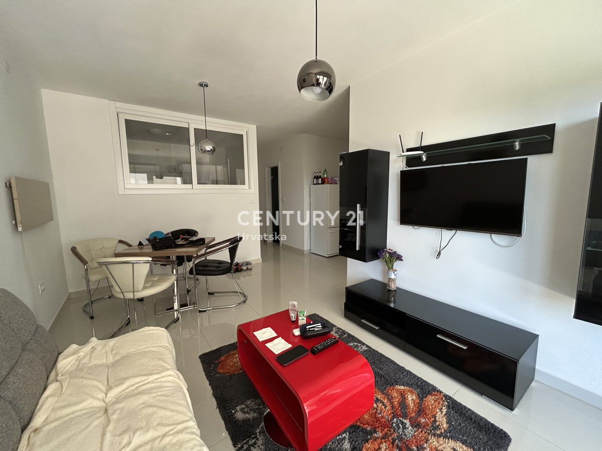 MEDULIN, VOLME, ESCLUSIVA DELL'AGENZIA, APPARTAMENTO A SOLI 200 METRI DAL MARE E DALLA SPIAGGIA