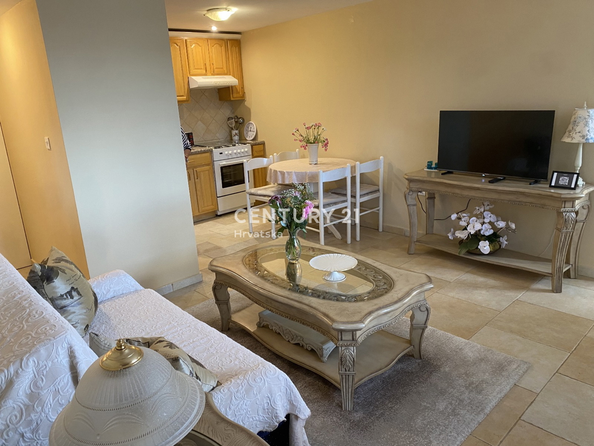 LABIN, RABAC, CASA CON 4 APPARTAMENTI, VISTA APERTA SUL MARE E SULLA CITTÀ VECCHIA DI LABIN